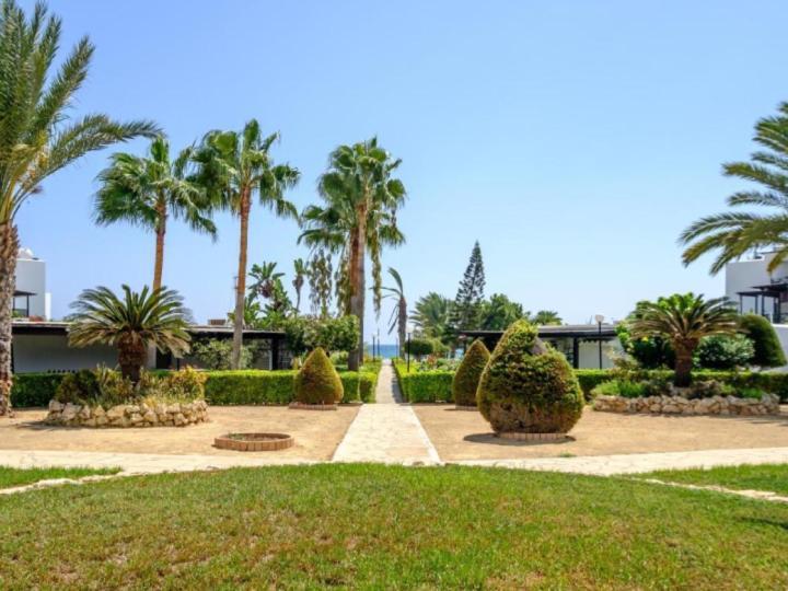 Yialos Village By Cybarco Larnaca Exterior foto